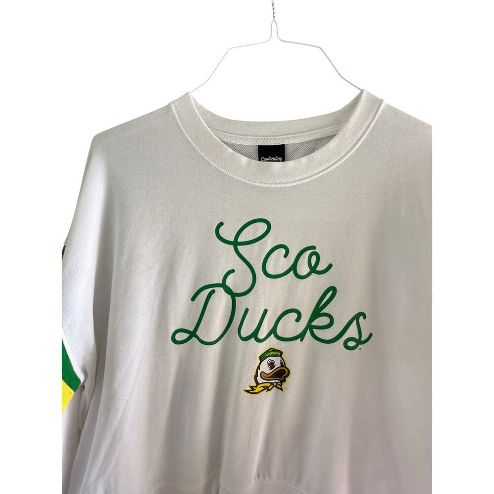 Captivating NCAA Sweatshirt Oregon Ducks Terry Crew Neck White Size Small - Picture 4 of 10